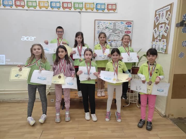 Учениците ни с престижни отличия в зимния кръг на „Многознайко“ 3